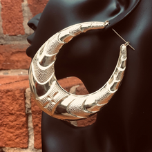 Load image into Gallery viewer, “Lauryn” hoop earrings
