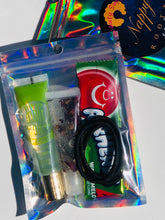 Load image into Gallery viewer, Green Passion (kidz lipgloss pouch)
