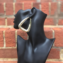 Load image into Gallery viewer, “Jasmine” hoop earrings
